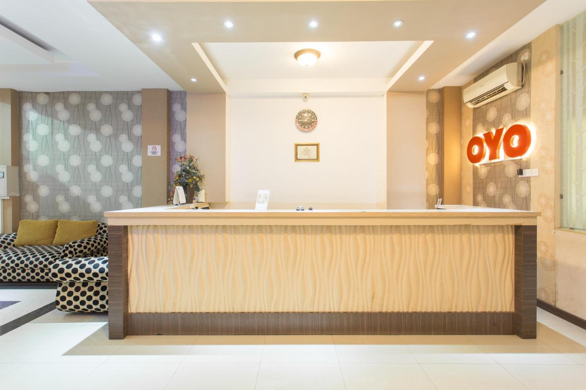 Oyo 663 Hotel Sejati Balikpapan Kültér fotó